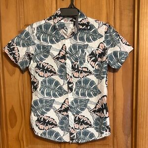 Men’s Tropical Button Up Short Sleeve Shirt Size Small White/Bluish/Light Pink